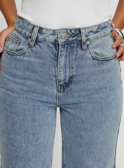 Goldie High Rise Wide Leg Jeans Light Wash