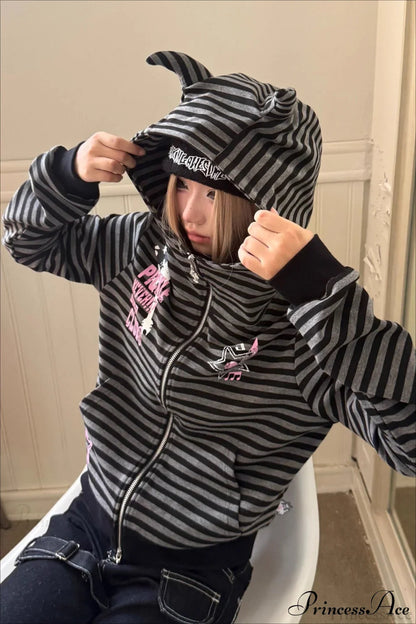 Striped Devil Horn Print Vintage Zip Hoodie